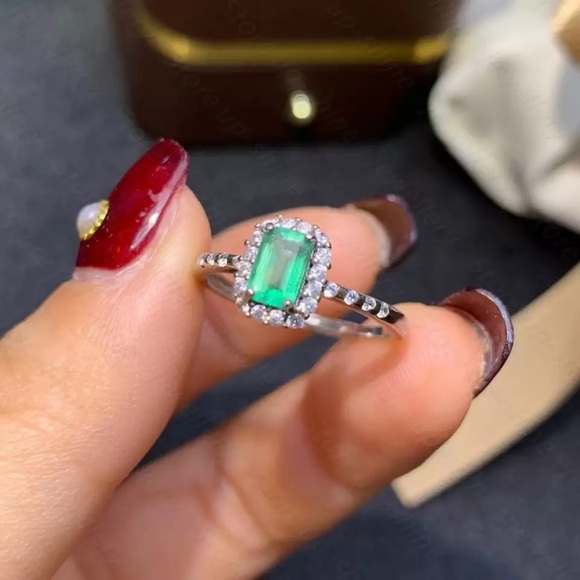 Fine Natural Emerald ring 925 silver - Picture 2 of 4
